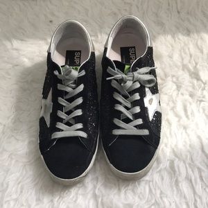 Golden Goose Deluxe Brand Sneakers 39